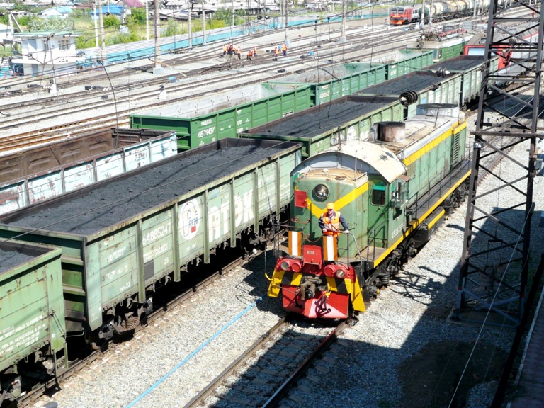 Порно қыз оргазмды айғайлайды